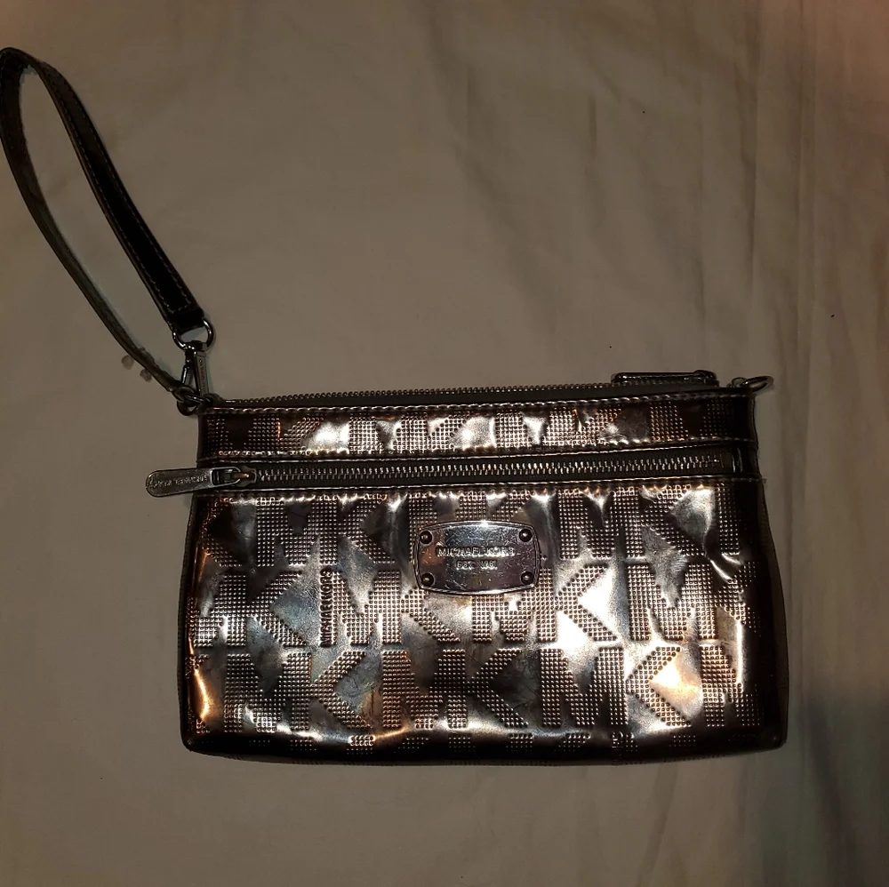 Michael Kors Nickel Wristlet Wallet